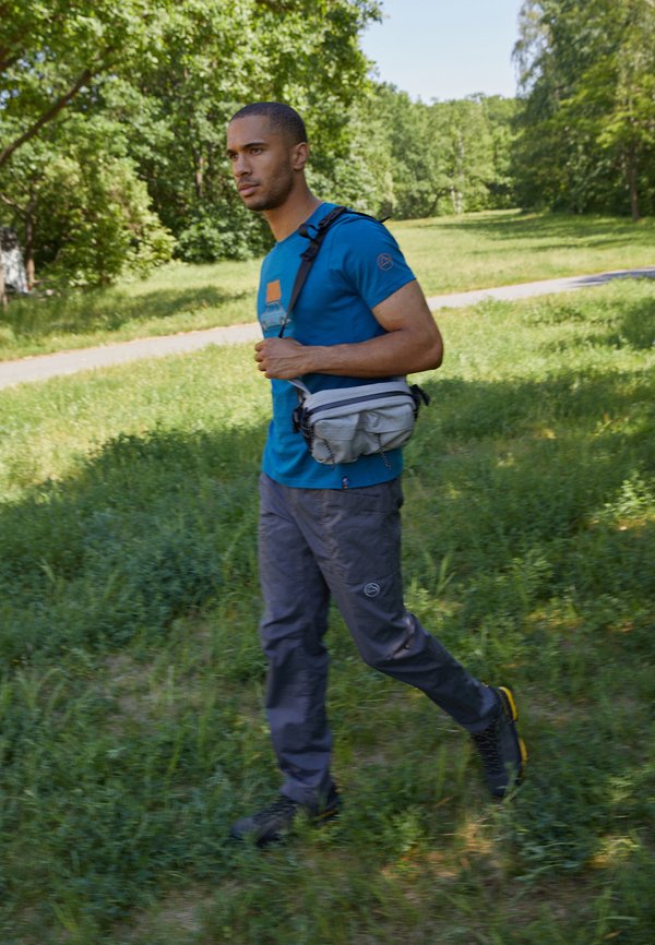 TX5 LOW GORE TEX - Hiking shoes3