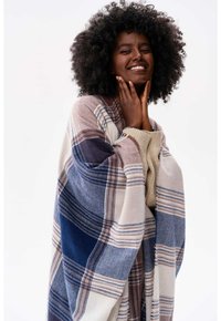 blue shadow - Ponczo