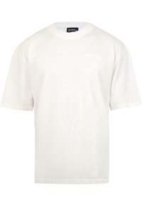 Weißes T-Shirt mit kurzen Ärmeln aus Baumwolle, mit Rundhalsausschnitt und einem schlichten Logo auf der Vorderseite. Weicher Stoff und lässige Passform.