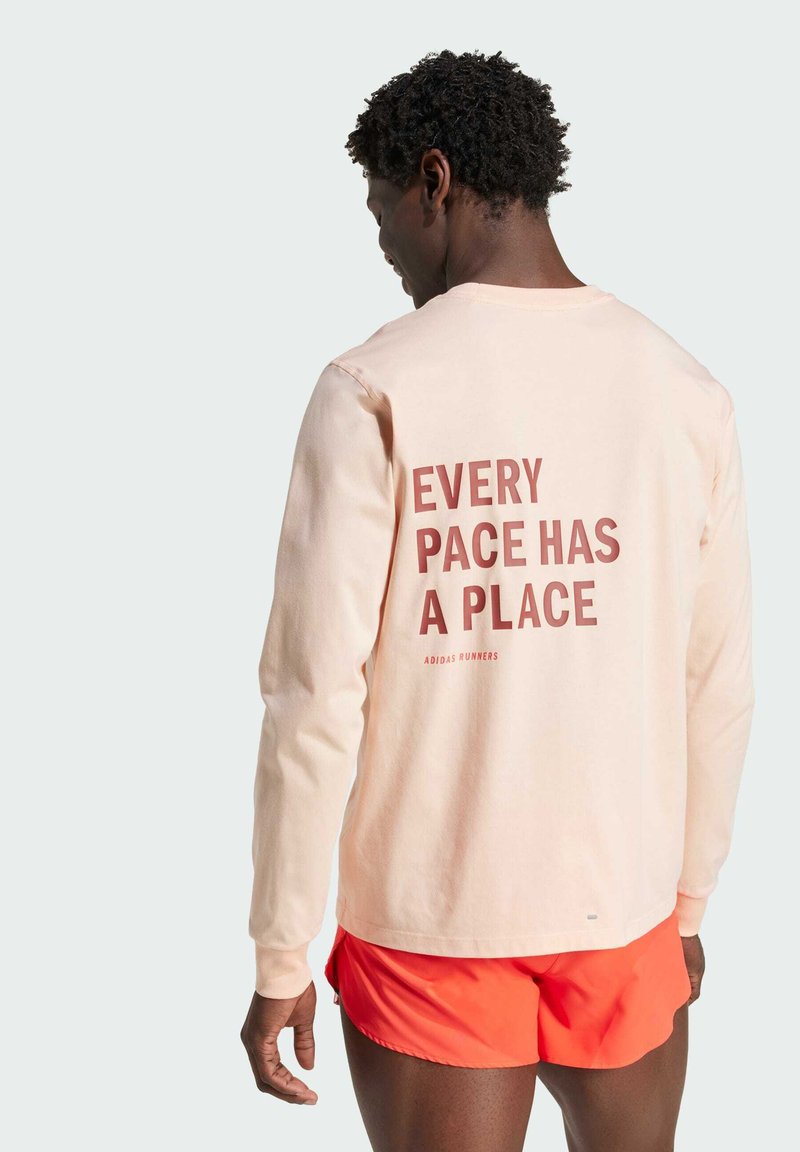 adidas Performance RUNNERS - Langarmshirt - powder coral