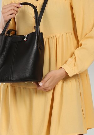 DrachenLeder, DAMEN LEDER UMHÄNGETASCHE SCHWARZ - Handbag - schwarz