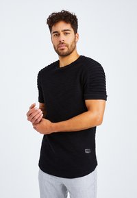 T-shirt Uomo Leif Nelson Girocollo - Nuova Con Etichette, Colore Classico