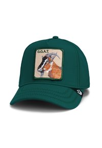 Gorra de béisbol verde con un parche bordado de una cabra. Cuenta con un visera curva y tela texturizada. El parche incluye el texto "G.O.A.T."