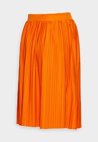 Orange plisserad kjol med en slät midjeband, med vertikala veck och knälång design. Tillverkad av lätt, texturerat tyg.