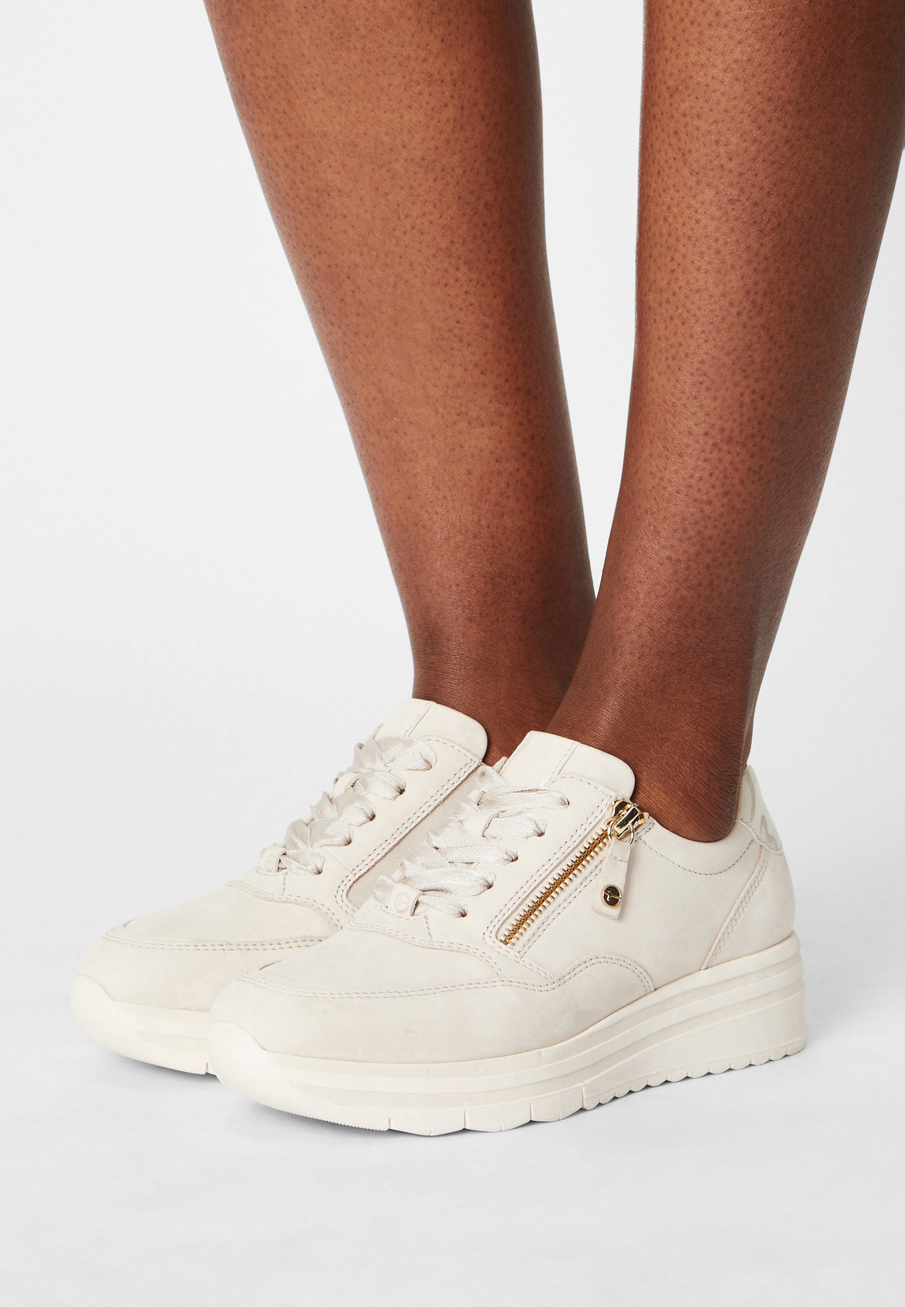 Tamaris Pure Relax Baskets basses - ivory/écru - ZALANDO.FR