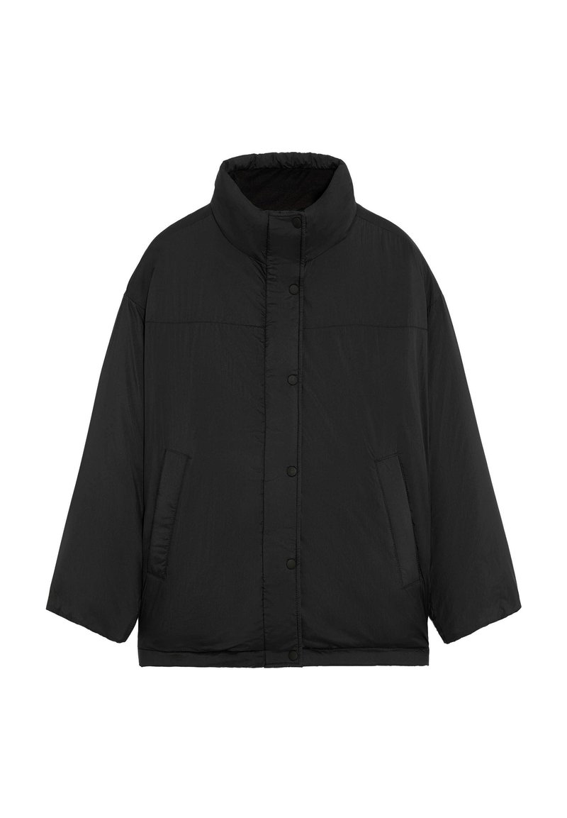 OYSHO Kurtka Outdoor czarny