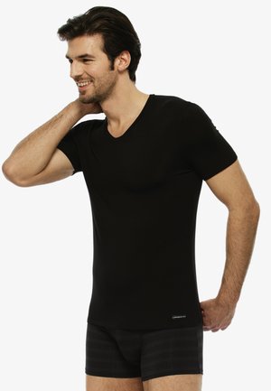 Lovable Maglietta intima - black