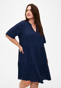 Zizzi KORTÆRMET  - Denní šaty - navy blazer