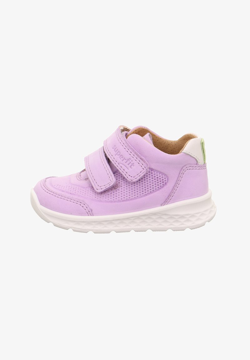 Purple children's shoe with velcro straps, made of smooth and perforated leather. White outsole with textured pattern. Lightweight design.