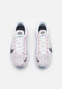 Nike Performance W NIKE SUPERREP GO 3 FLYKNIT - Sapatilha de treino - white/black/lt marine/violet ash/worn blue/total orange