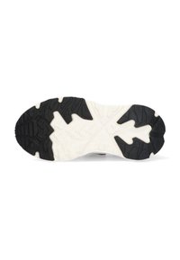Semelle extérieure en caoutchouc noir avec une surface texturée et une semelle intermédiaire blanche, dotée de motifs de bande de roulement prononcés pour une meilleure adhérence et traction.