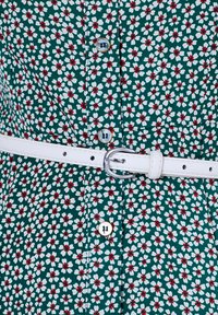 Smart and Joy FLORAL RÉTRO - Robe chemise - vert