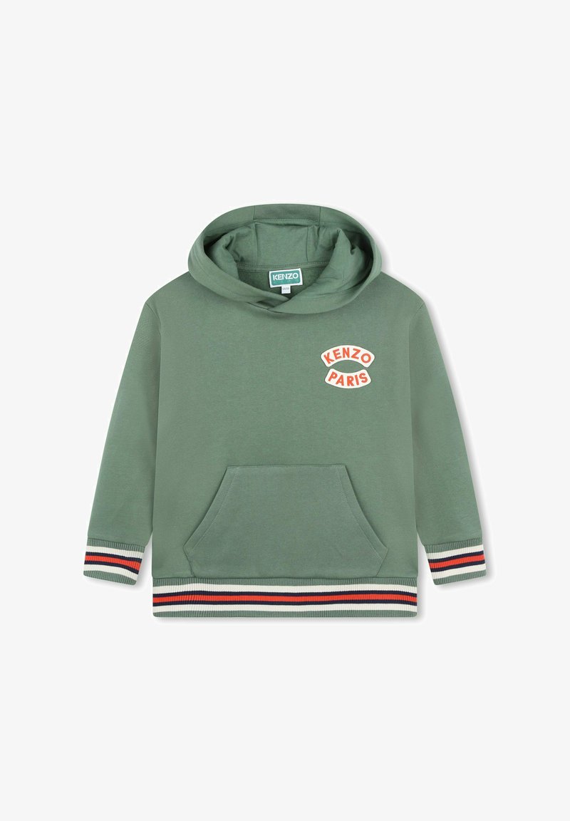 Sweat à capuche vert avec une poche frontale, des poignets et un ourlet côtelés, ornés de rayures multicolores, et un patch logo "KENZO PARIS" sur la poitrine.