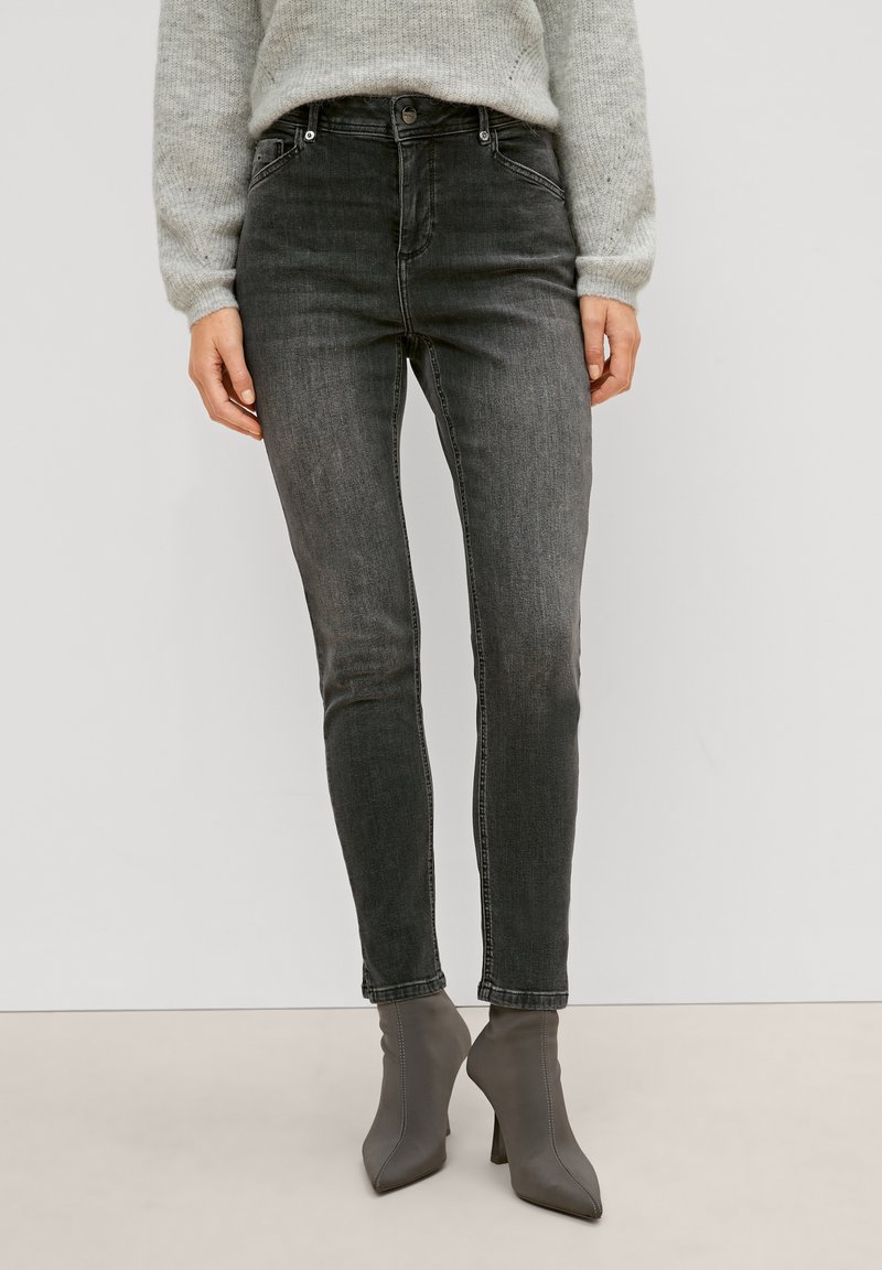 comma cropped jeans medium blue denim comma cropped jeans medium blue denim