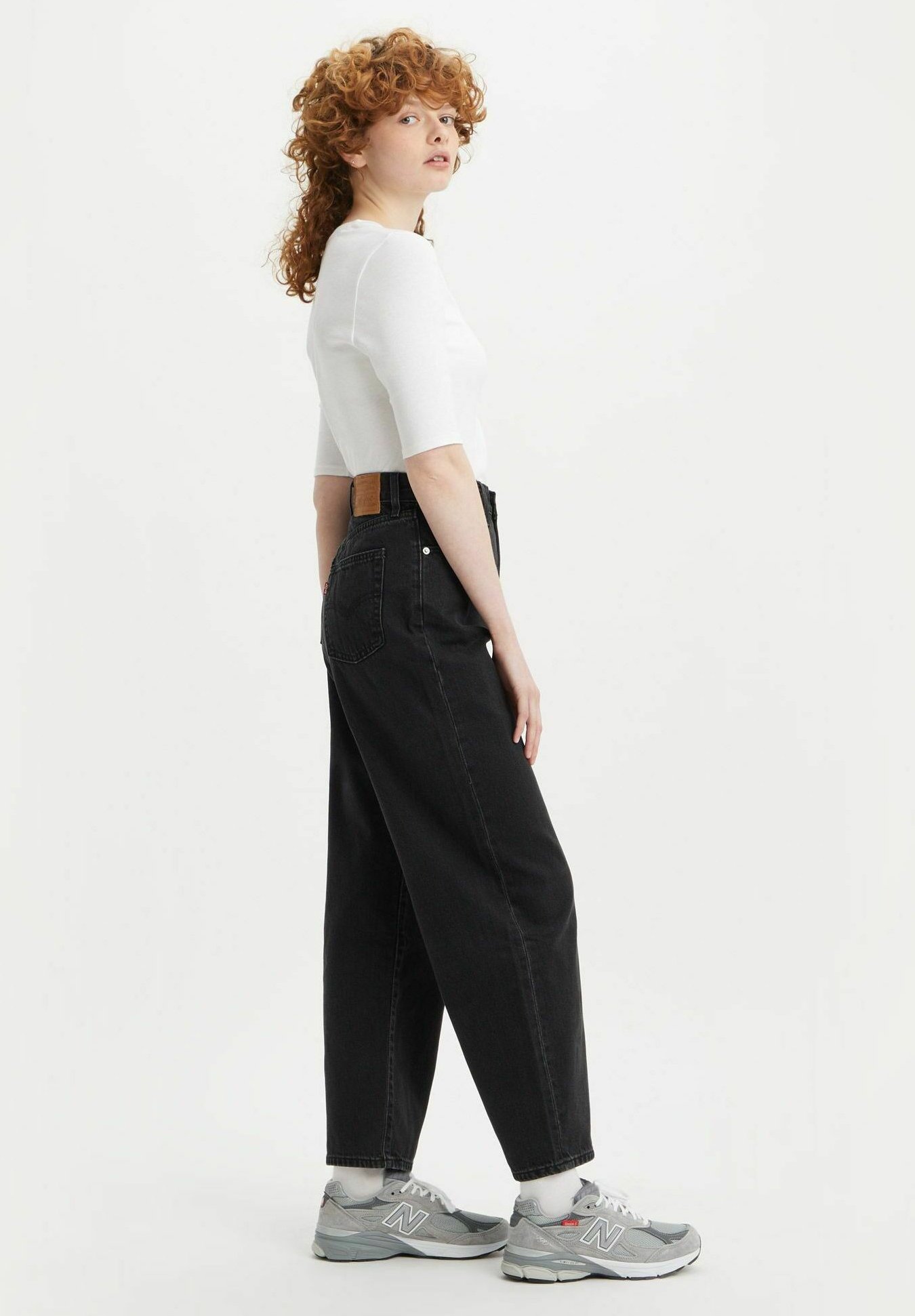 balloon leg jeans black