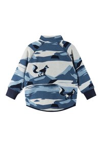 Fleece viršus su mėlynos ir pilkos spalvos kamufliažo raštu, su lapių grafika, su lenktu kaklu ir raukiniais ant rankovių. Minkšta tekstūra ir laisvas prisispaudimas.