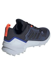 adidas Performance Scarpa da hiking - dark blue