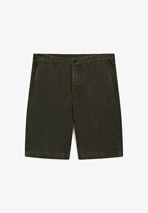 Khaki shorts lavet af letvægtsstof, der har knap- og lynlås lukning, to sidelommer og opsmøgede kanter. Ensfarvet tekstur.