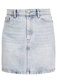 Mini-jupe en denim bleu clair à coupe droite, avec fermeture frontale à boutons, design à quatre poches et légère décoloration sur le tissu.