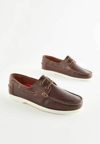 Next CLASSIC STANDARD - Båtsko - chestnut brown