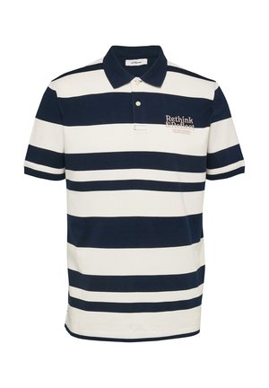 Herren-Poloshirt mit kurzen Ärmeln, navyblauen und weißen horizontalen Streifen und einem navyblauen Kragen, mit dem Text "Rethink & Reflect" auf der Brust.