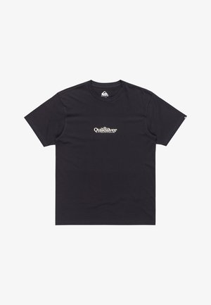 Zwarte katoenen t-shirt met een ronde hals, korte mouwen en een logo in het midden in witte tekst met een lichte schaduweffect.