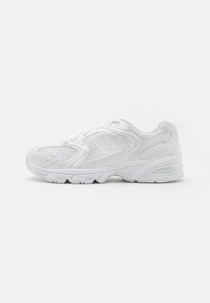 Sneakers - white