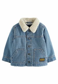 Blå denimjacka med knapplist, två stora fickor fram och en krämfärgad fleecekrage för värme.