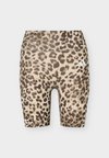 OPTIMÉ ESSENTIALS WORKOUT LEOPARD SHORT - Клин - beige/khaki six/dark brown