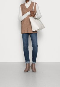 Soyaconcept Strickpullover - light brown