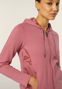 Freddy CHIUSURA ZIP E CON INSERTI FLOREALI - Felpa con zip - wine rose allover leaves rose