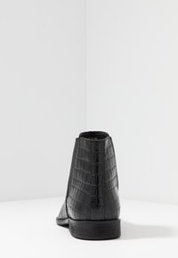 Zign Botines - black