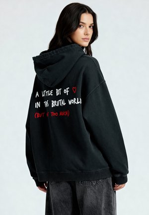 Mira Paris LITTLE BIT OF LOVE EMBROIDERY OVERSIZED - Felpa con cappuccio - washed black