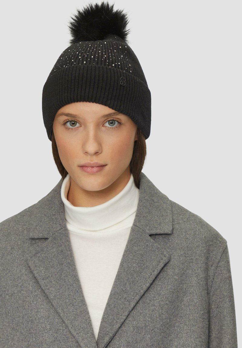 s.Oliver MIT BOMMEL UND NIETEN - Muts - schwarz