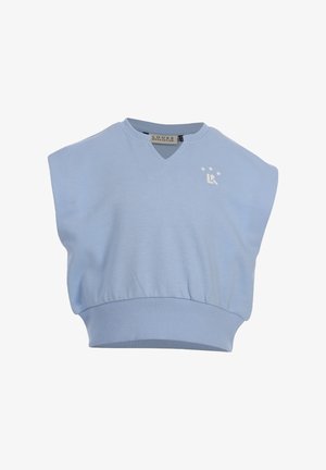 Lichtblauwe mouwloze cropped trui met geribde boord, v-hals en klein wit logo met drie sterren op de linkerborst.