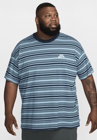 Nike SB TEE - Pamata T-krekls - denim turq