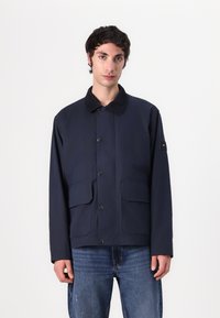 Tommy Hilfiger - SHORT WALKING JACKET - Chaqueta de entretiempo - desert sky Imagen en miniatura 1