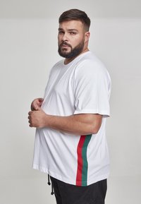 Urban Classics RAGLAN SIDE STRIPE TEE - Apdrukāts T-krekls - white/firered/green