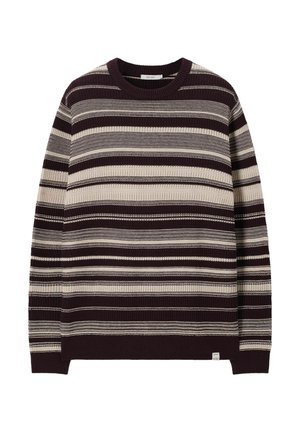 Langärmeliger Strickpullover mit horizontalen Streifen in Dunkelbraun, Beige und Creme, mit rundem Ausschnitt sowie gerippten Bündchen und Saum.