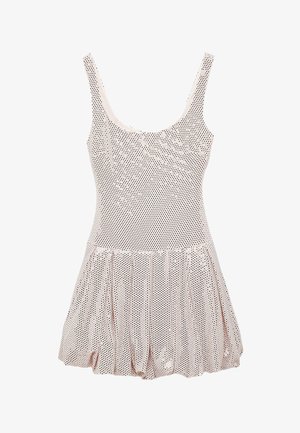 Lichtroze jurk met een mouwloos ontwerp, voorzien van een textuurstof met kleine gaatjes en een uitlopende onderrok.