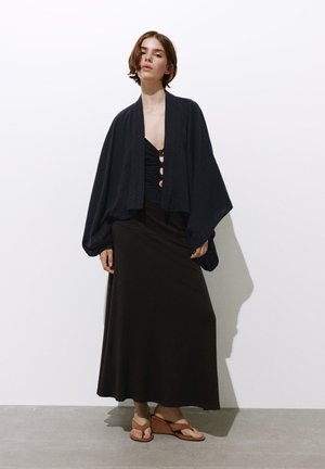 PULL&BEAR Köpeny - black