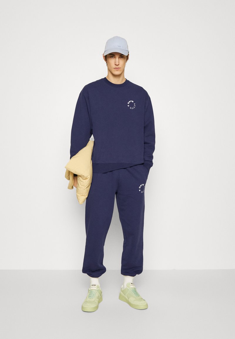 7 DAYS Active ORGANIC CREW NECK - Camisola - navy