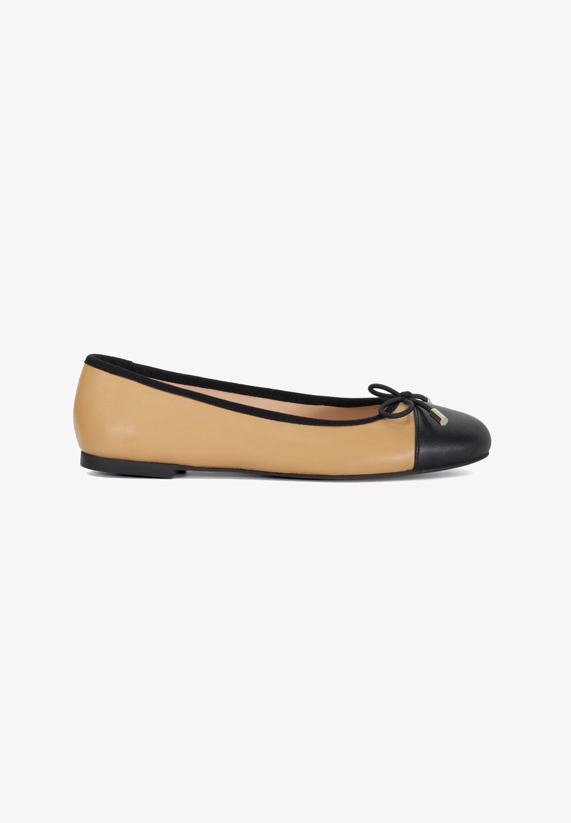 Dune London HIGHEST TOE CAP - Ballerina's - camel