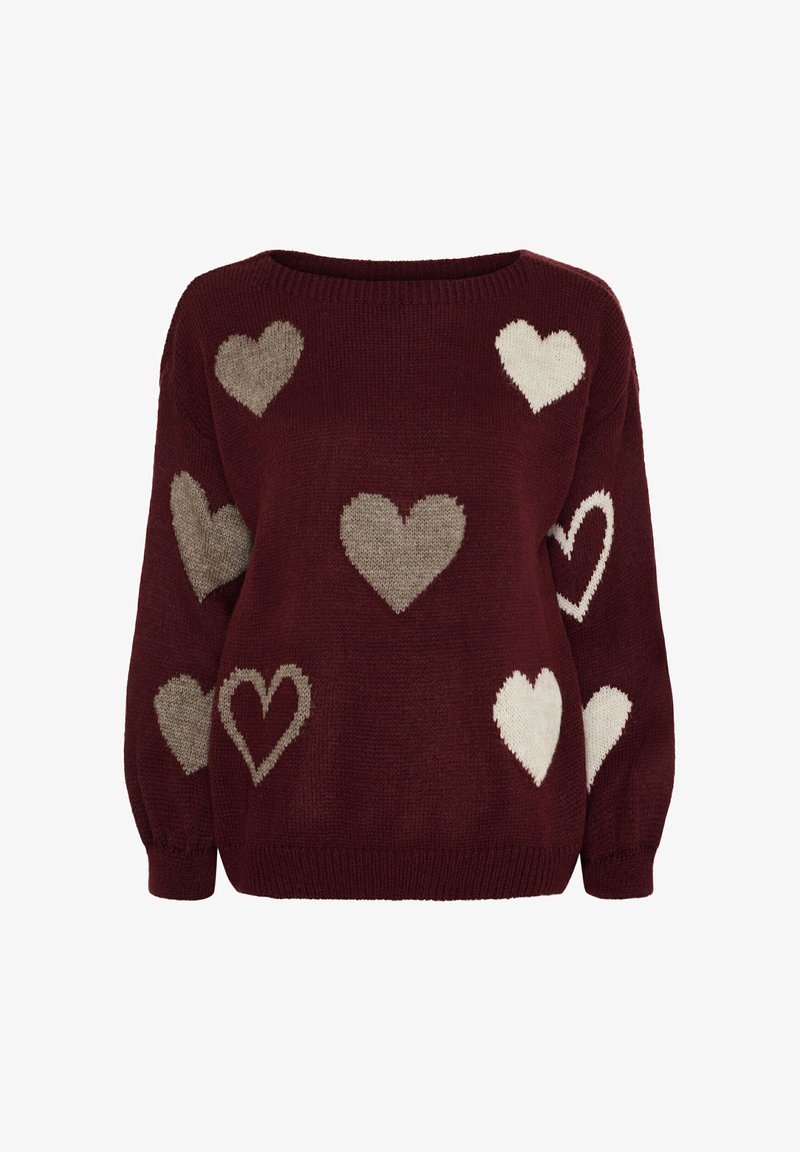 Bordeaux sweater med creme- og grå hjerte mønstre. Blød strikket tekstur, bred halsudskæring og lange, let puffede ærmer.