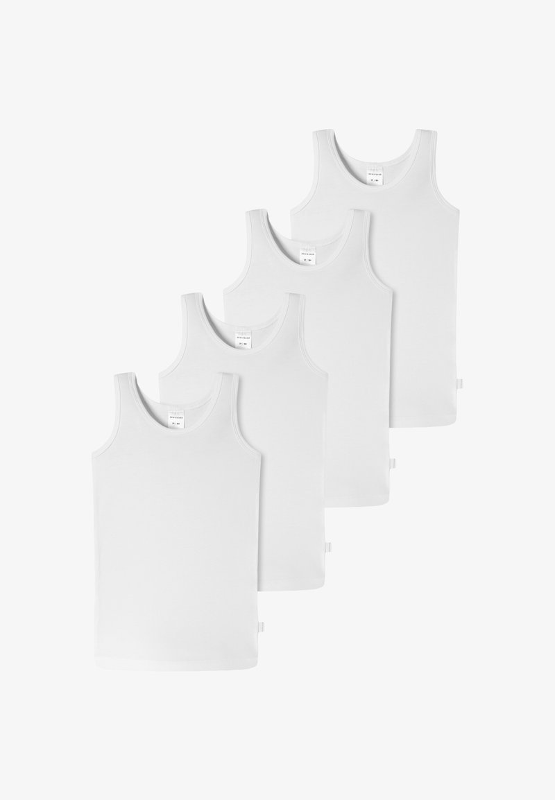 Pięć białych bawełnianych topów na ramiączkach wyeksponowanych w układzie warstwowym. Każdy ma okrągły dekolt i szerokie ramiączka. Brak widocznych wzorów lub elementów metalowych.