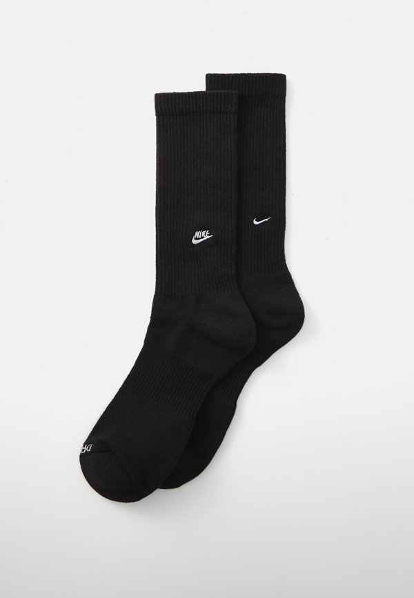 U NK ED CSH CREW 2PACK EMBRDY - Socks