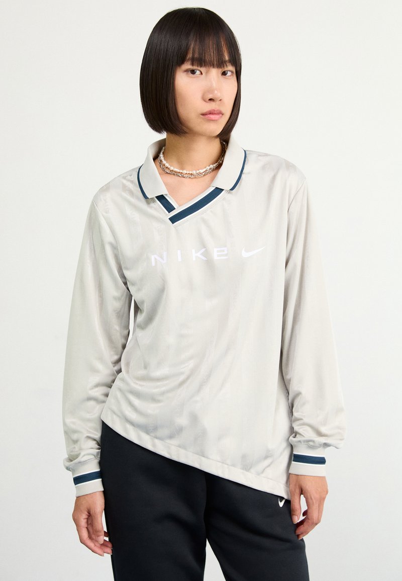 Nike Sportswear Poloskjorter - light iron ore/flax/white
