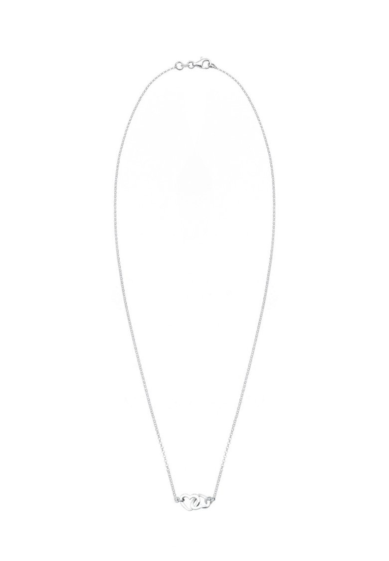 Sølv kædedyse med en vedhæng formet som sammenflettede sløjfer. Minimalistisk design med en glat overflade og let glans. Justerbar længde.