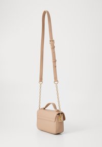 Love Moschino CHAIN DETAIL - Borsa a mano - crema