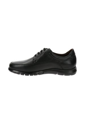 Scarpe stringate in pelle nera con superficie liscia, punta arrotondata e suola in gomma flessibile. Presentano dettagli di cucitura discreti e un profilo basso.